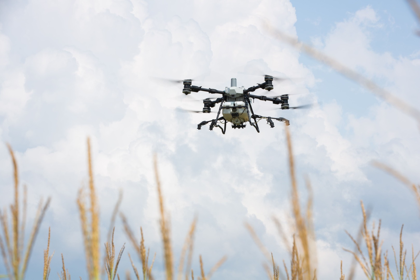 Jacto confirma presença na Expointer 2025 com novidades em drones agrícolas e demonstrações técnicas.