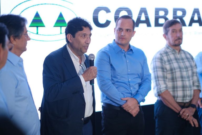 Coabra inaugura laboratório de análises de algodão em Sinop (MT).