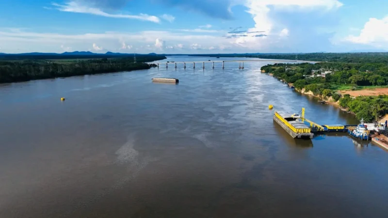 AMAGGI inicia operações em novo corredor hidroviário após investir R$ 100 milhões.