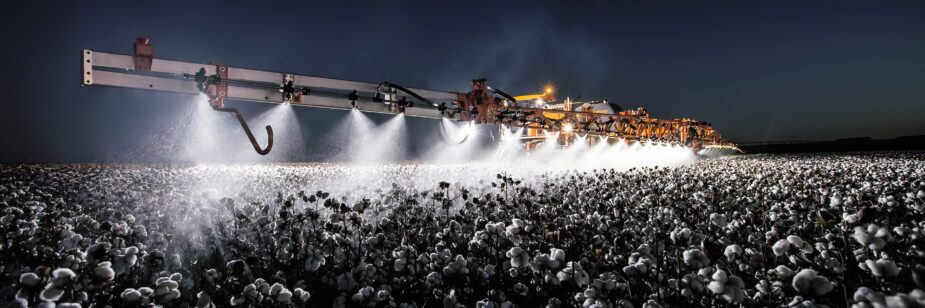 Pulverização noturna: vantagens, riscos e tecnologias.